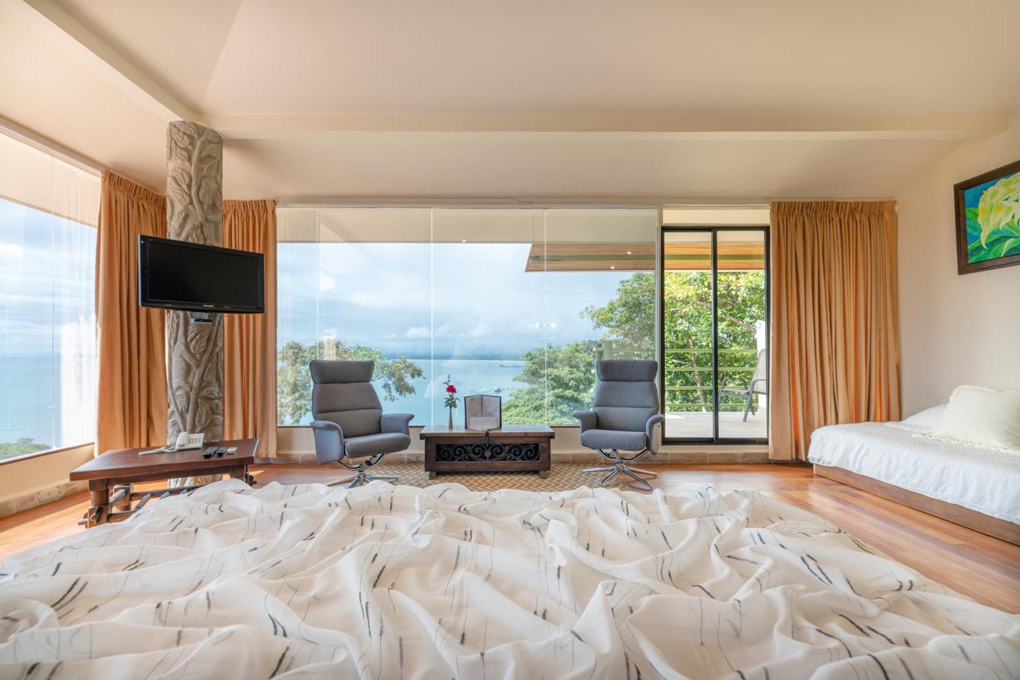 Issimo Suites (Adults Only) Manuel Antonio Exterior photo