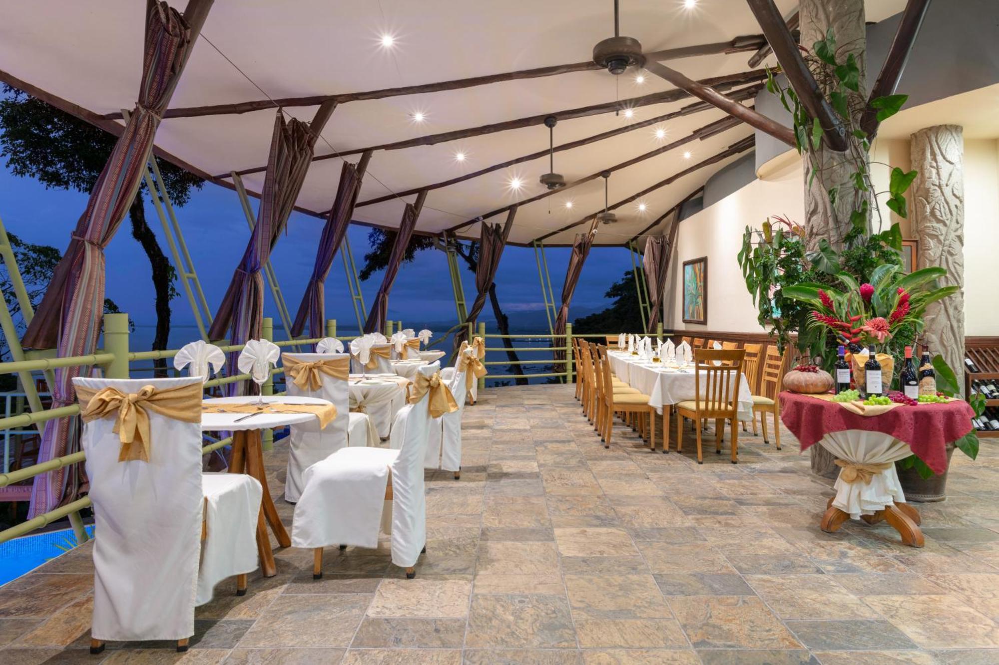 Issimo Suites (Adults Only) Manuel Antonio Exterior photo