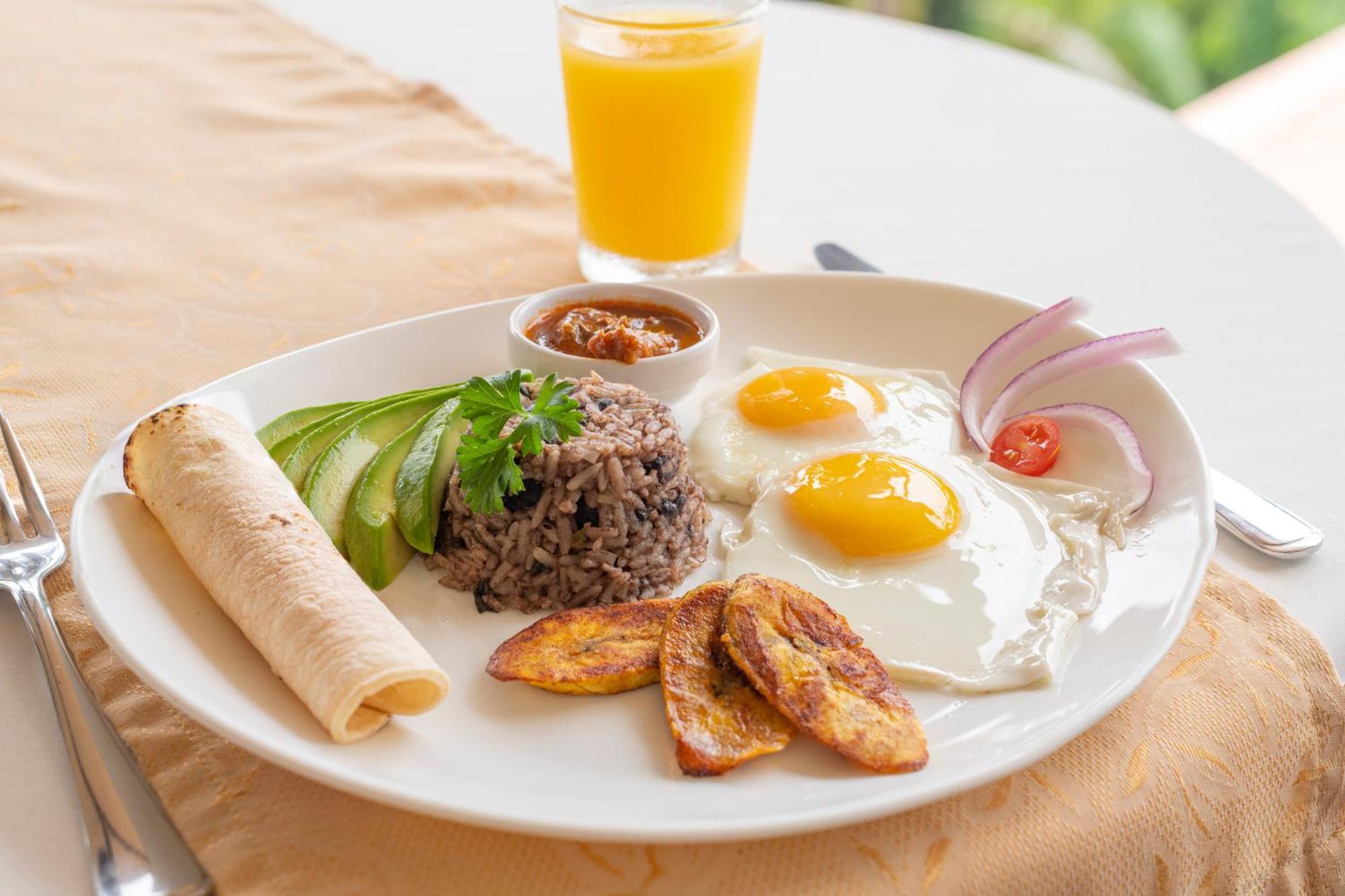 Issimo Suites (Adults Only) Manuel Antonio Exterior photo