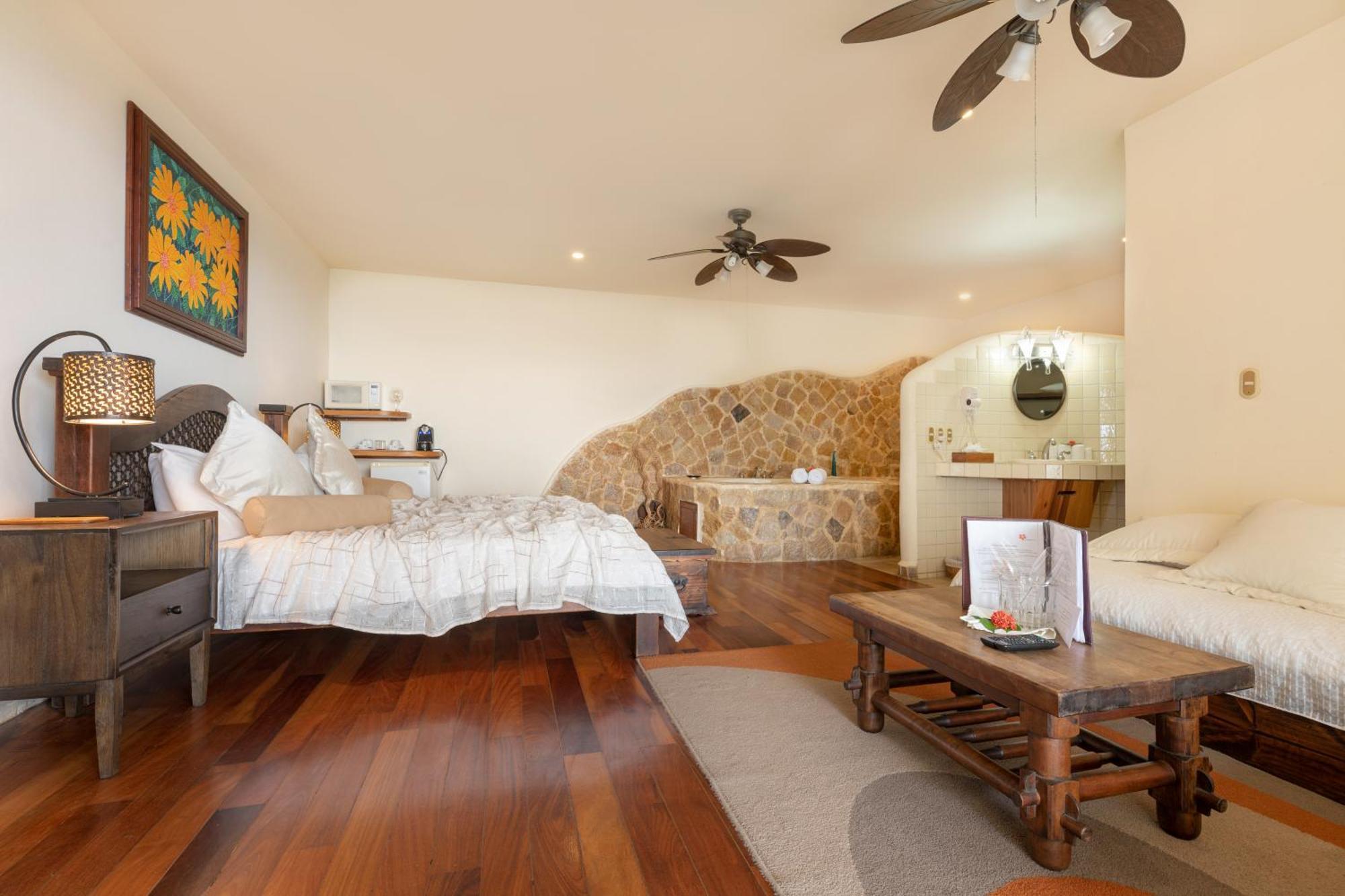 Issimo Suites (Adults Only) Manuel Antonio Exterior photo